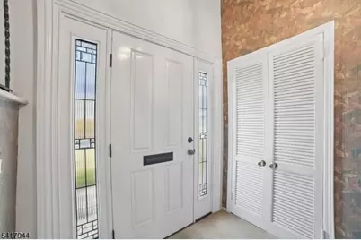 67 Sun Valley Way, Morris Plains, NJ 07950 - Photo 3