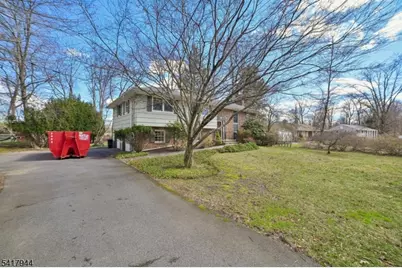 67 Sun Valley Way, Morris Plains, NJ 07950 - Photo 31