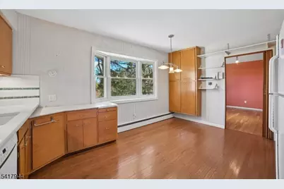 67 Sun Valley Way, Morris Plains, NJ 07950 - Photo 9