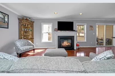 89 Bourne Cir, Hardyston Township, NJ 07419 - Photo 5