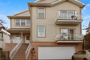 418 Jackson Ave, Elizabeth, NJ 07201 - Photo 1
