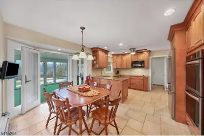 11 Beechnut Dr, Washington Township, NJ 07853 - Photo 13