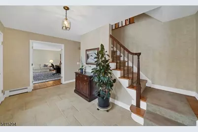 11 Beechnut Dr, Washington Township, NJ 07853 - Photo 3