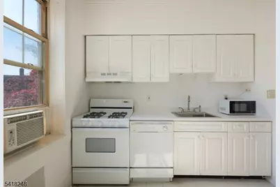 4 Riverside Drive, Apt #302, Cranford Township, NJ 07016 - Photo 9