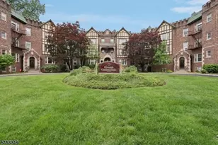 4 Riverside Dr Apt, Cranford Township, NJ 07016 - Photo 1
