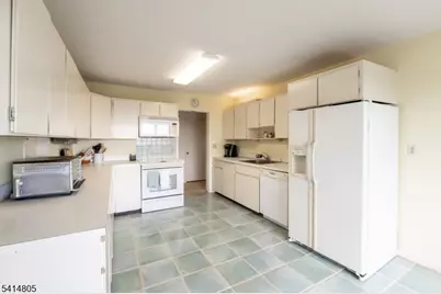 34 Long Ridge Rd, Parsippany, NJ 07869 - Photo 11