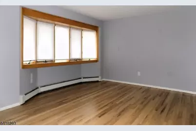 18 Mandeville Ave, Pequannock Township, NJ 07440 - Photo 3