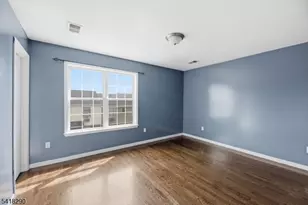 105 Peabody Pl, Newark, NJ 07104 - Photo 11