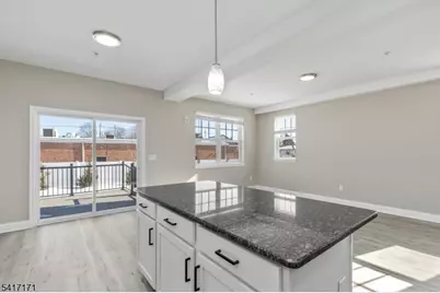 152 N Auten Ave, Somerville, NJ 08876 - Photo 9