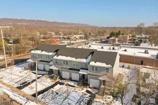 152 N Auten Ave, Somerville, NJ 08876 - Photo 3