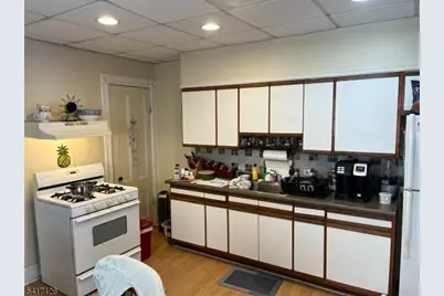 131 E Cliff St #4, Somerville, NJ 08876 - Photo 7