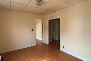 16 Cutler St, Clifton, NJ 07011 - Photo 5