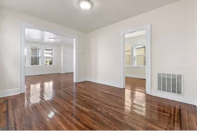 24 Irving Ave, Newark, NJ 07112 - Photo 3