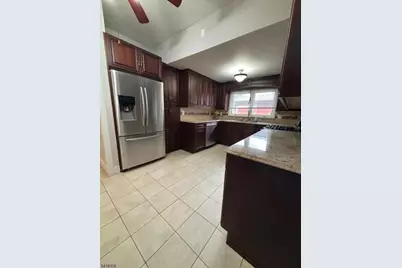 124 Lawrence Ave, Hasbrouck Heights, NJ 07604 - Photo 7