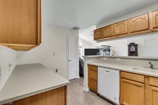 204 Merry Ln, Hillsborough Township, NJ 08844 - Photo 13