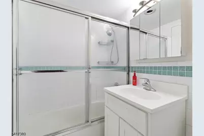 60 Parkway Dr, East Orange, NJ 07017 - Photo 5