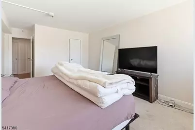 60 Parkway Dr, East Orange, NJ 07017 - Photo 7