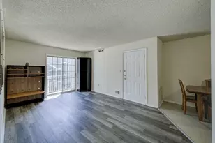 11 Lindsey Ct, Franklin Township, NJ 08823 - Photo 5