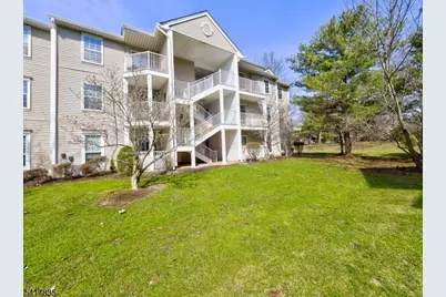 11 Lindsey Ct, Franklin Township, NJ 08823 - Photo 33