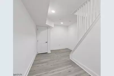 158 N Auten Ave, Somerville, NJ 08876 - Photo 11