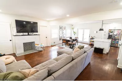 246 Stirling Ave, City Of Orange Twp., NJ 07050 - Photo 5