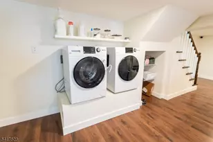 246 Stirling Ave, City Of Orange Twp., NJ 07050 - Photo 27