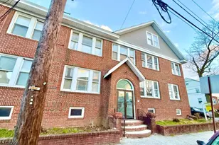 37 Field Pl, Newark, NJ 07112 - Photo 1