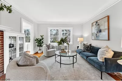 170 Christopher St, Montclair, NJ 07042 - Photo 3