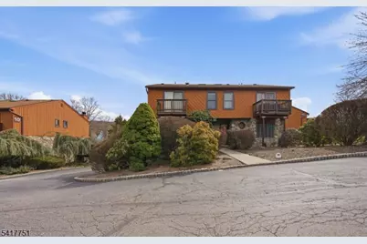 11L Brookside Hts #L, Wanaque, NJ 07465 - Photo 3