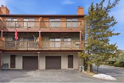 11L Brookside Hts #L, Wanaque, NJ 07465 - Photo 5