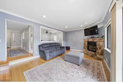 11L Brookside Hts #L, Wanaque, NJ 07465 - Photo 9