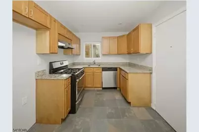 437 Elm St #3R, Kearny, NJ 07032 - Photo 7