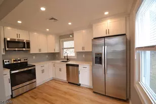 454 Rifle Camp Rd, Woodland Park, NJ 07424 - Photo 9