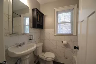 454 Rifle Camp Rd, Woodland Park, NJ 07424 - Photo 17