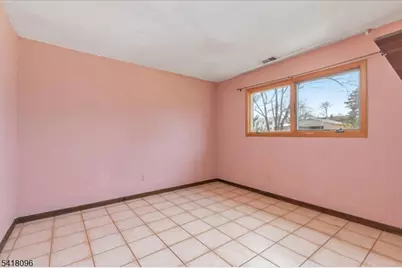 65 12th St, Franklin Township, NJ 08873 - Photo 23