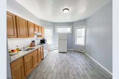 237-239 6th Ave, Newark, NJ 07107 - Photo 5