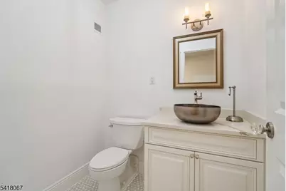 1 Euclid Ave #3B, Summit, NJ 07901 - Photo 17