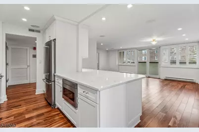 1 Euclid Ave #3B, Summit, NJ 07901 - Photo 13