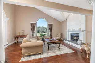 18 Kerby Ln, Mendham, NJ 07945 - Photo 5