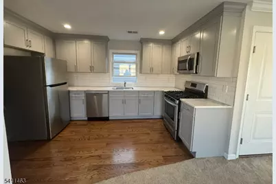 64 Delaware St, Elizabeth, NJ 07206 - Photo 3