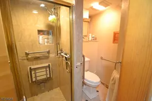 16 Essex St, Clifton, NJ 07014 - Photo 29