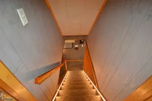 16 Essex St, Clifton, NJ 07014 - Photo 23