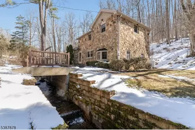 63 Sanatorium Rd, Glen Gardner, NJ 08826 - Photo 3