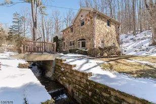 63 Sanatorium Rd, Glen Gardner, NJ 08826 - Photo 3