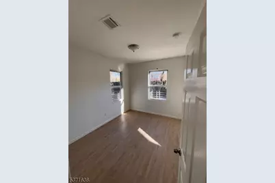 60 S 12th St #3, Newark, NJ 07107 - Photo 11