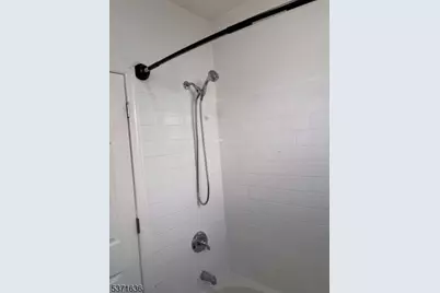 60 S 12th St #3, Newark, NJ 07107 - Photo 5