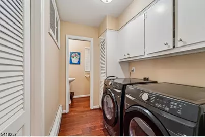 51 Catherine St, Bloomingdale, NJ 07403 - Photo 19