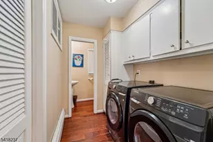 51 Catherine St, Bloomingdale, NJ 07403 - Photo 19