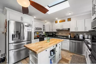 15 New Dover Ave, Woodbridge Township, NJ 07067 - Photo 7