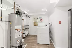 186 Tomahawk Trail, Byram Township, NJ 07871 - Photo 23